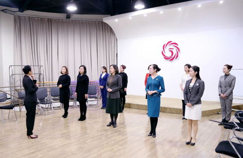 酒店服務禮儀培訓大全 專業(yè)、貼心與優(yōu)雅的實踐指南